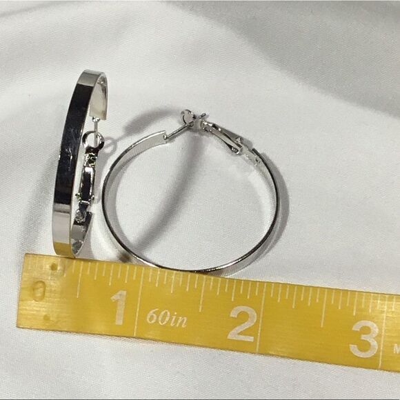 Silver Tone Hoops (UC3) - Picture 5 of 5